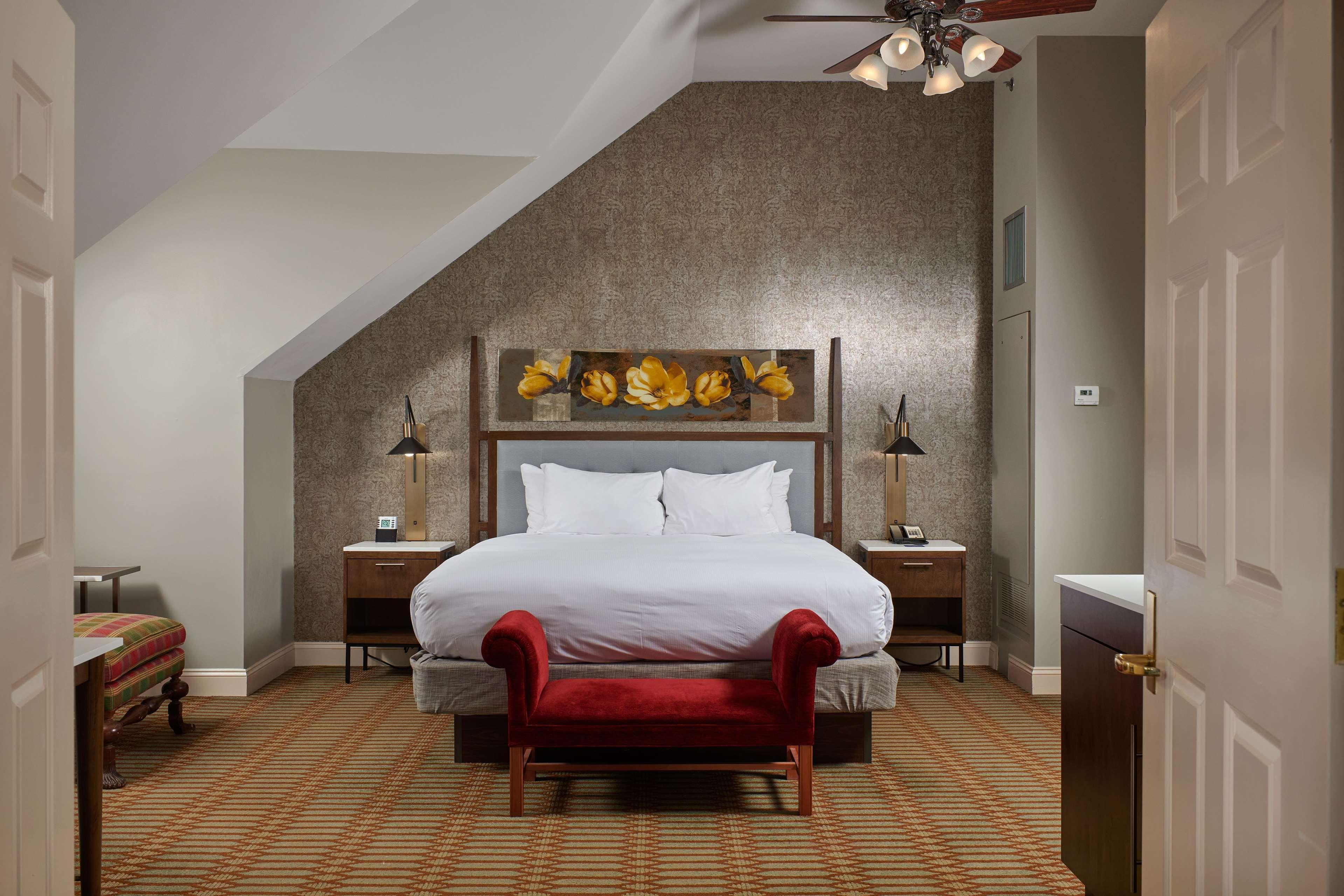 Virginia Crossings Hotel, Tapestry Collection By Hilton Richmond Buitenkant foto